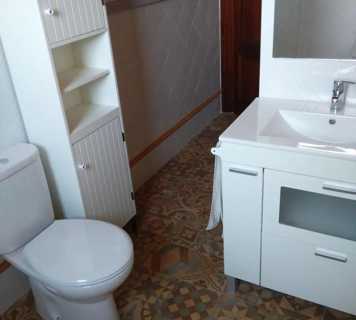 Casa En Santander-Cuatro Caminos Villa 0*, Santander Spain