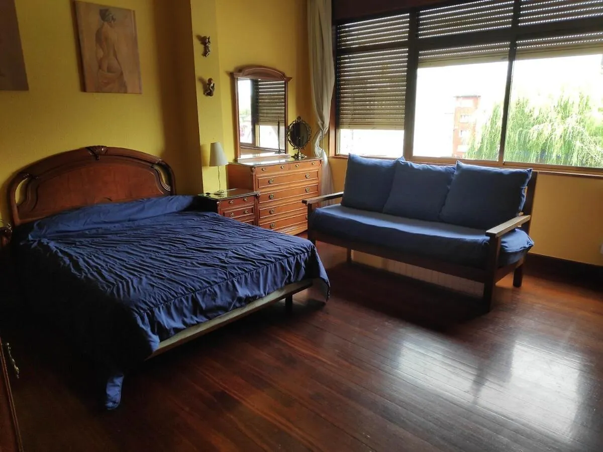 Casa En Santander-Cuatro Caminos Villa 0*, Santander Spain